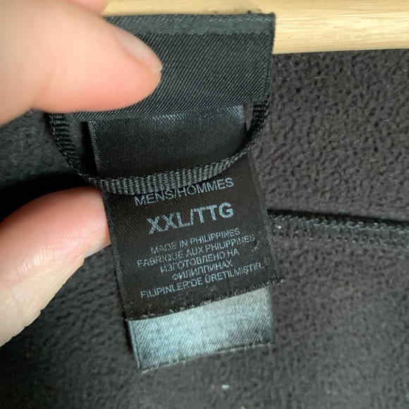 *SOLD* North Face Men’s Soft Shell Jacket - Picture 6 of 10